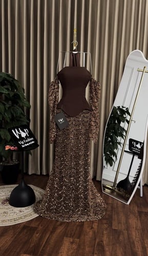 فستان فيليسا الانيقة