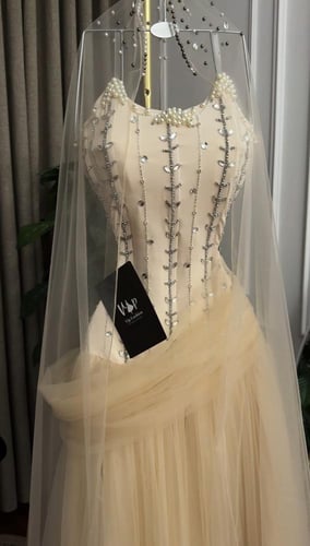 فستان نورلين الانيقه