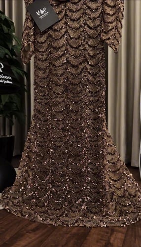 فستان فيليسا الانيقة