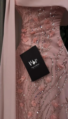 فستان اندريا الانيقة