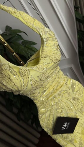 فستان جُلنار الانيقه