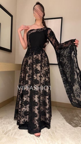 فستان نوريا الانيقة