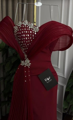 فستان ديفا الانيقه