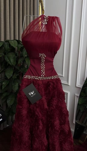 فستان زوينة الانيقه