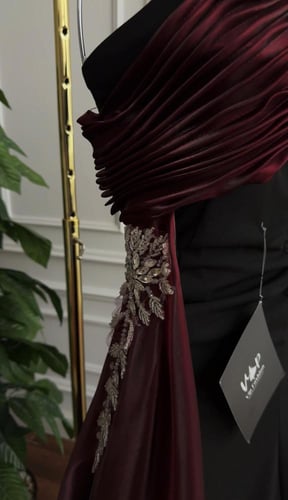 فستان بيري الانيقة