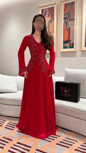 فستان صدى الانيقة