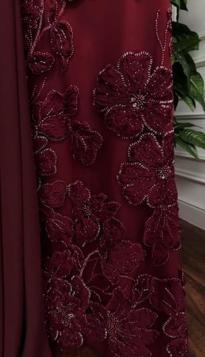 فستان نيفين الانيقة