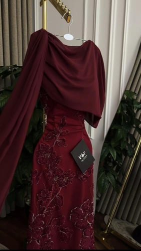 فستان نيفين الانيقة