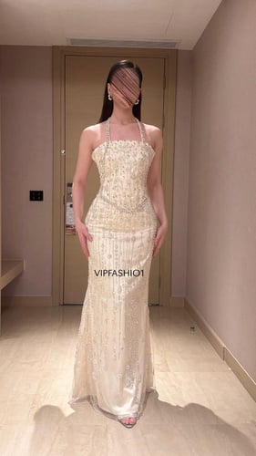 فستان ناهيد الانيقة