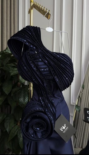 فستان تانيا الانيقة