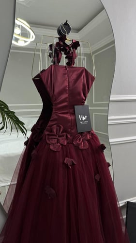 فستان لادن الانيقة