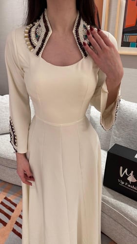 فستان نوره الانيقة