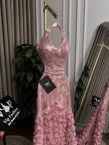 فستان جُلنار الانيقه