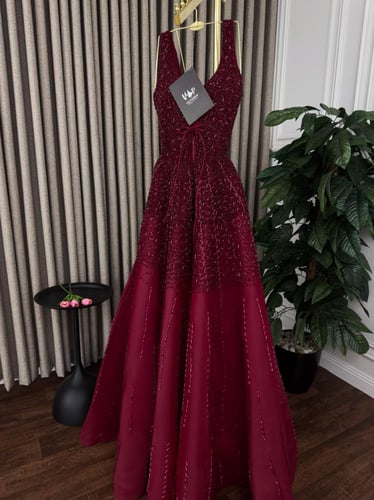 فستان الملكة VIP