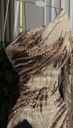 فستان جيوليا الانيقة