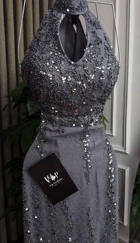 فستان أنال الانيقة