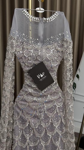 فستان ليفيانا الانيقة