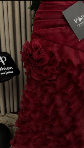 فستان فاليرا الانيقة