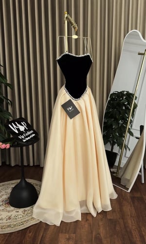 فستان ايلانورا الانيقة