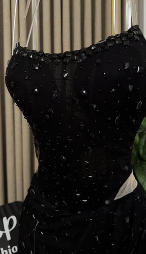 فستان رهف الانيقة