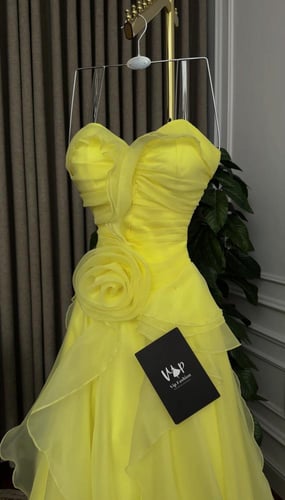 فستان يوكا الانيقة