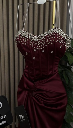 فستان أوريكا الانيقة