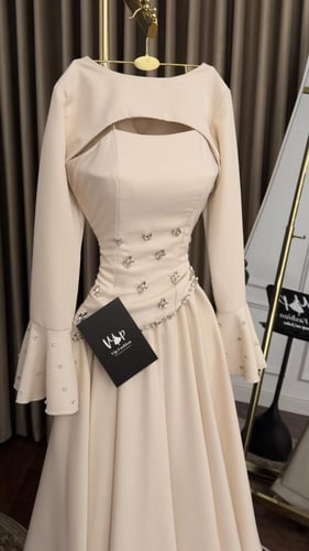 فستان وتن الانيقة