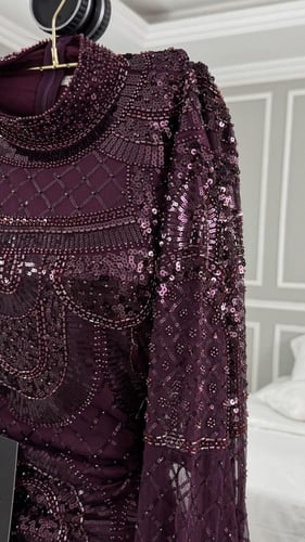 فستان فيروزه الانيقة