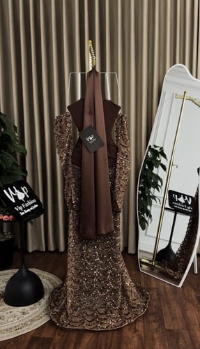 فستان فيليسا الانيقة