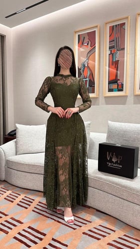 فستان وفاء الانيقة