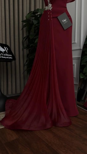 فستان ديفا الانيقه