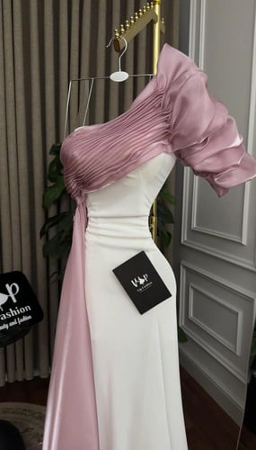 فستان بيري الانيقة