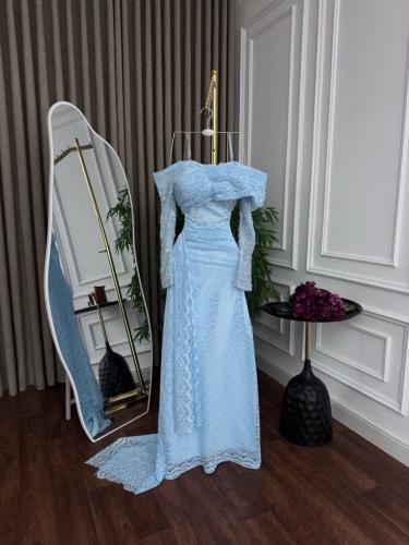 فستان دانتيل وكلفه تطريز