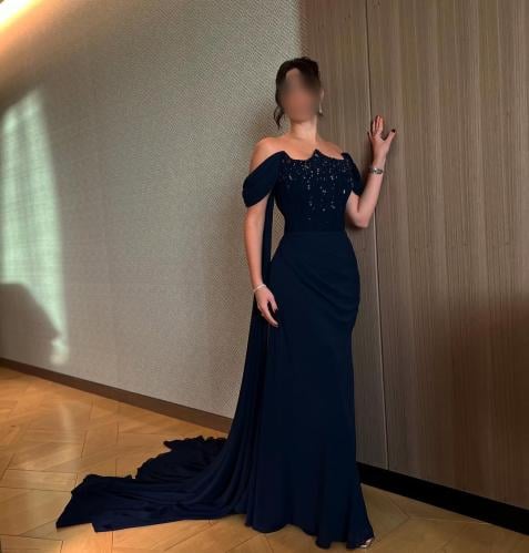 فستان باربي مع جورجيت وتطريز يدوي