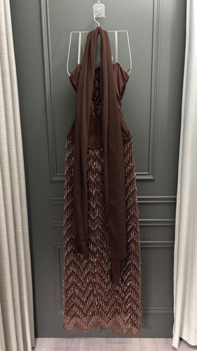 فستان شك مع باربي