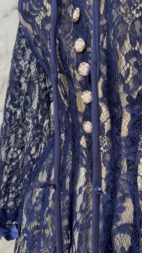 فستان دانتيل مبطن