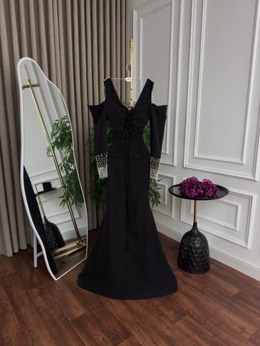 فستان باربي تطريز لولو