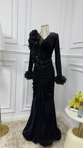 فستان مخمل قطيفه