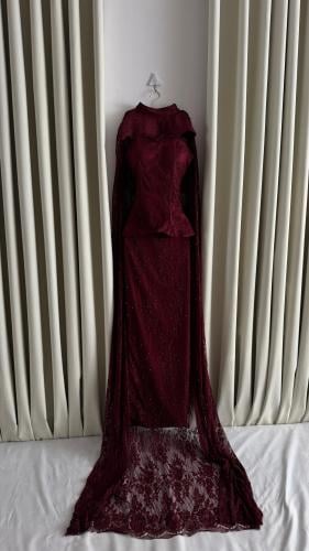 فستان دانتيل ولولو وفصوص