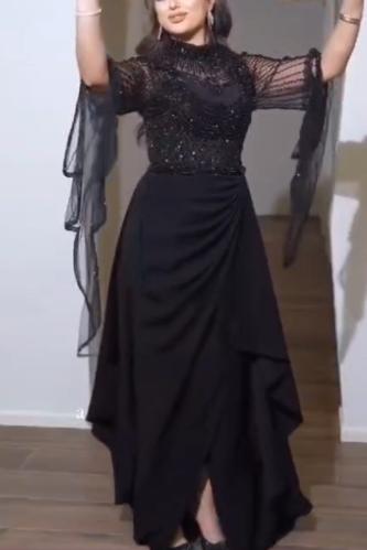 فستان كريب استرتش مع تُل وتطريز يدوي