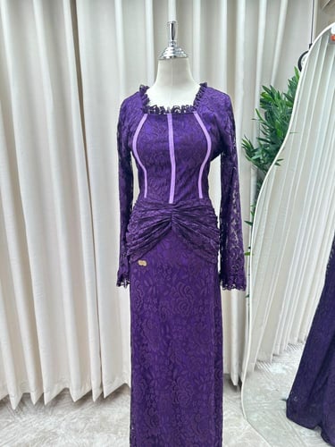 فستان دانتيل ناعم استرتش