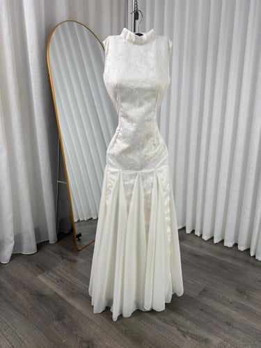 فستان دانتيل مع جورجيت وشيفون