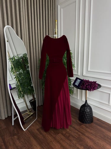 فستان جوخ وشيفون كسرات كلوش تطريز يدوي