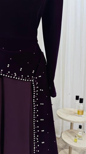 فستان جوخ مع شيفون جورجيت بتطريز يدوي راقي