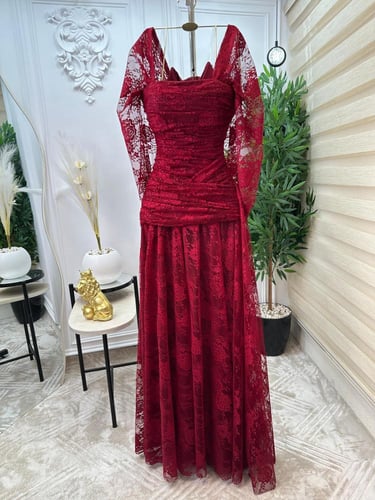 فستان دانتيل مورد