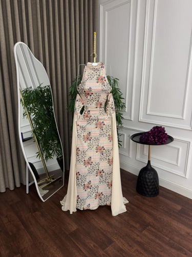 فستان سي واي مع تطريز كمبيوتر وترتر