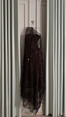 فستان باربي وخرز