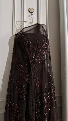 فستان باربي وخرز