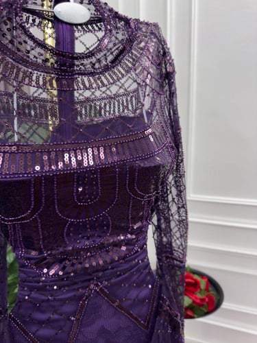 فستان دانتيل وخرز شغل يد