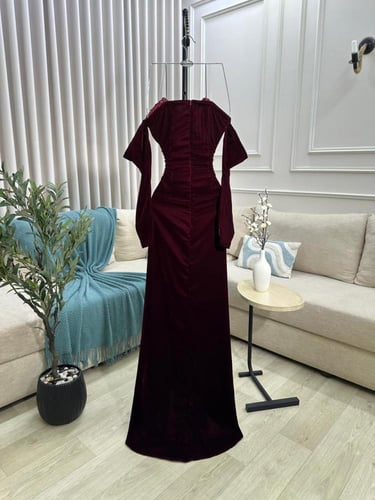 فستان مخمل قطيفه مع ترتر سهره